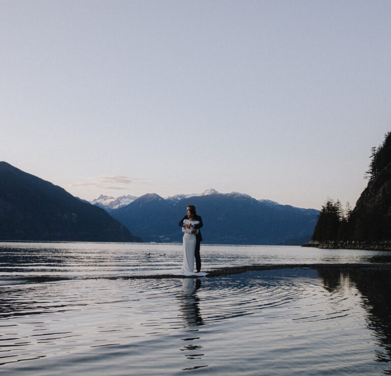 E + C | Spring Squamish Elopement | Sunwolf Resort